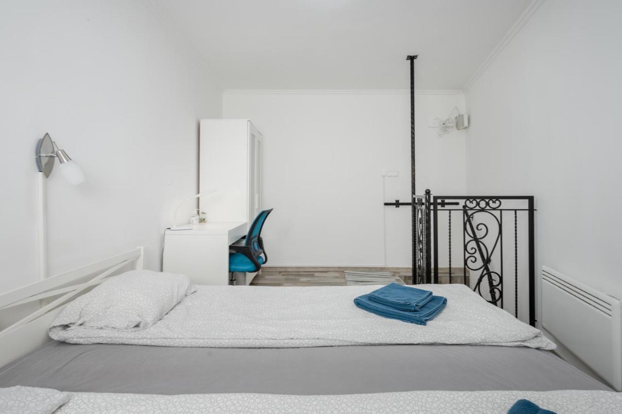 Bpr Simply Azure Apartment Budapest Eksteriør billede